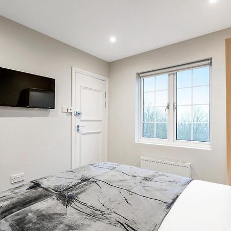 شقة Cosy Studio Flat لندن المظهر الخارجي الصورة